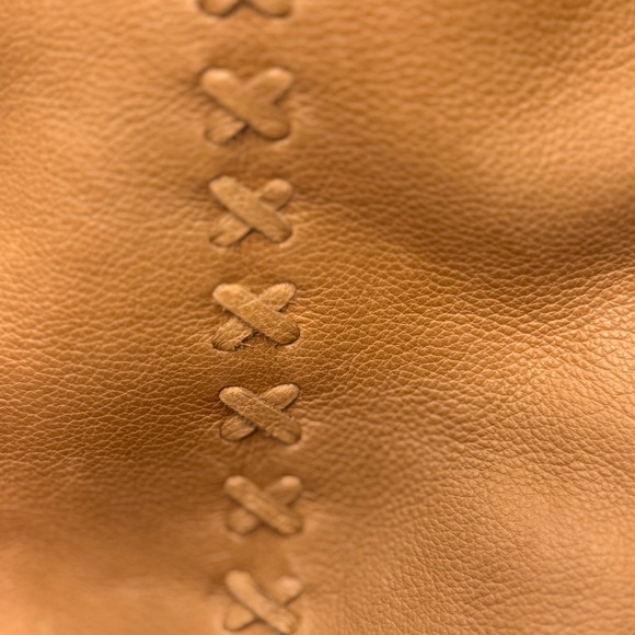 Latico Leather Crossbody Bag Tan Washed Leather Stitch Detail Boho Shoulder Bag - Picture 5 of 8